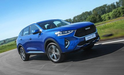 LOCALS LEARN TO LIVE WITH ELEPHANTS 01